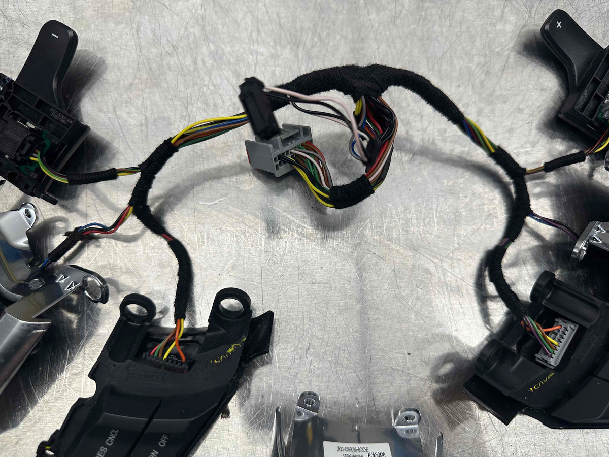 1523 Mustang Steering Wheel Buttons Harness w/ Automatic paddles OEM