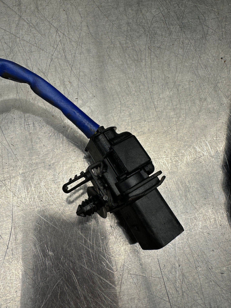 11-14 Ford Mustang GT Oxygen Up Stream Wideband O2 Sensors (Pair) OEM
