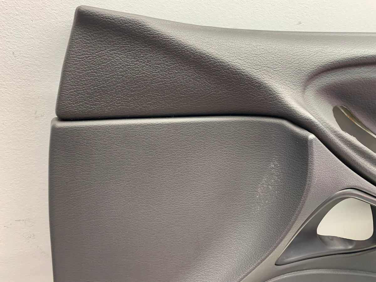 あさ 99-04 Ford Mustang Door Panel Passenger Side OEM XR3X-63060B0-AAW