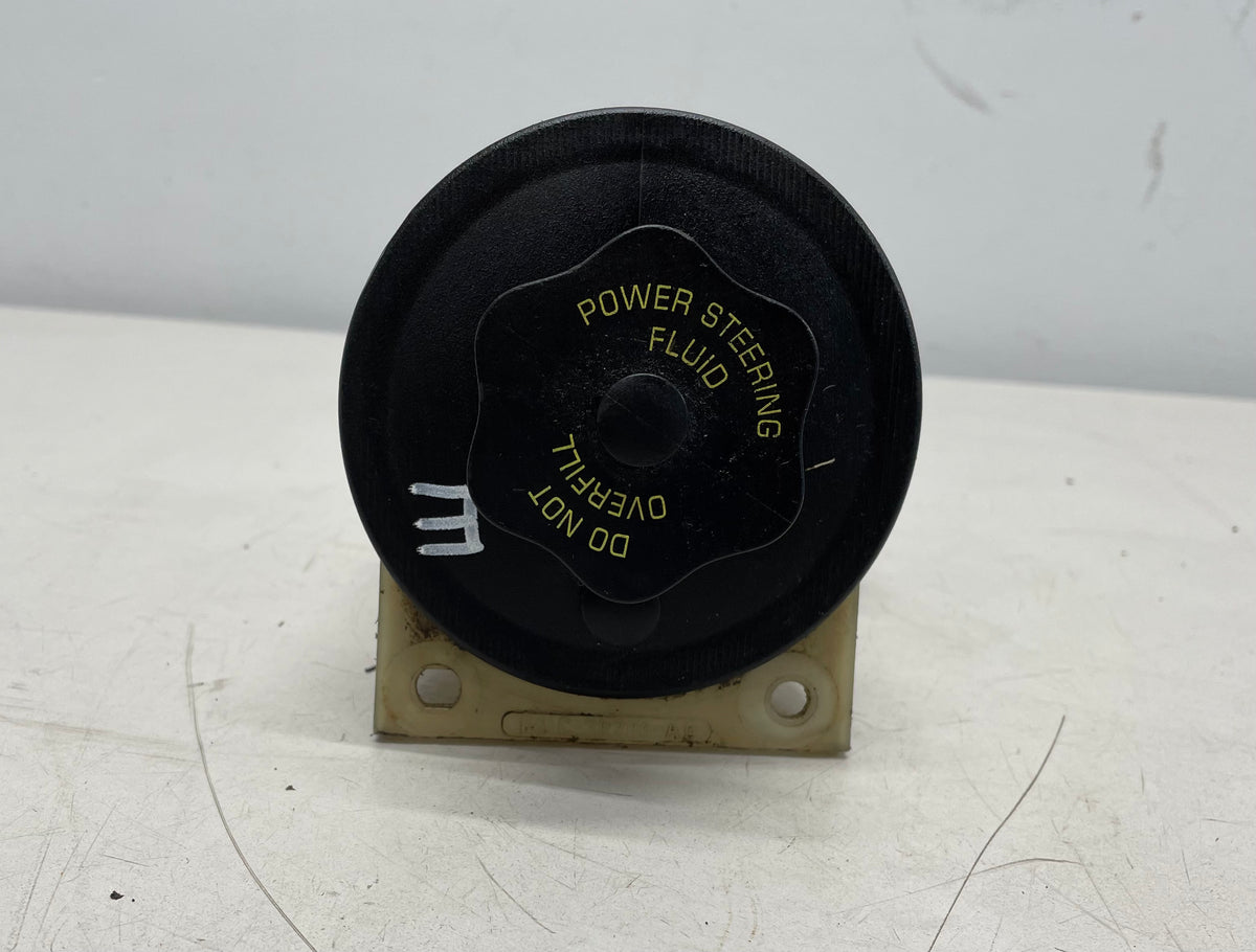 9904 Ford Mustang Power Steering Fluid Reservoir OEM F4LC3R700AB, P