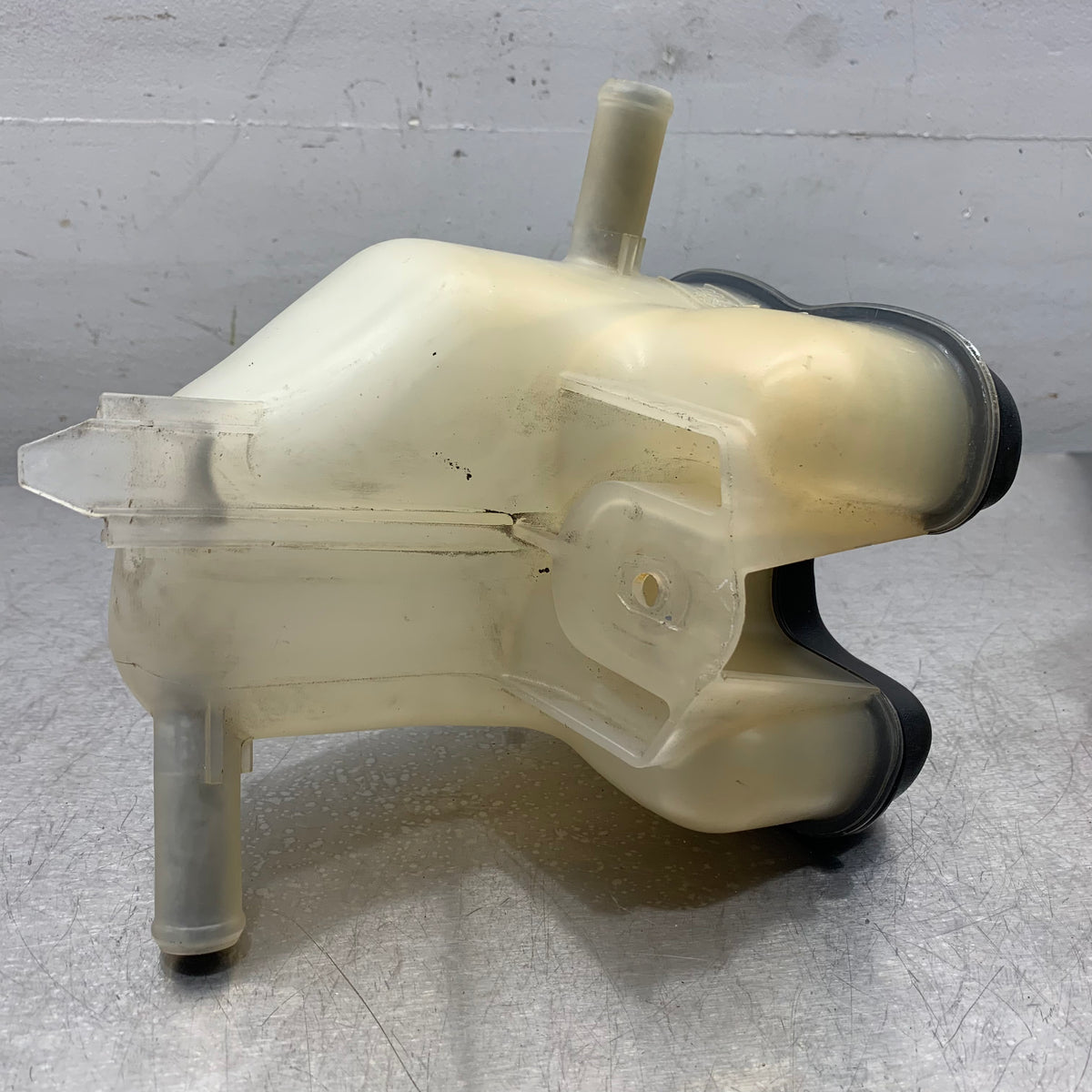 0709 Ford Mustang GT500 Intercooler Coolant Reservoir OEM BR3V8D028