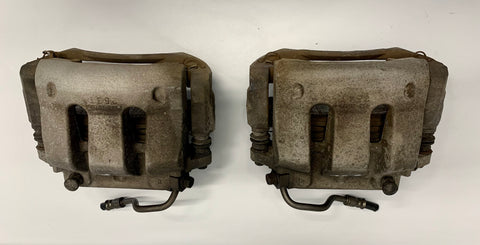 05-09 Ford Mustang GT Front Right/Left Brake Calipers (SET) OEM 7R33-2B118-B, 7R33-2B119-B #02