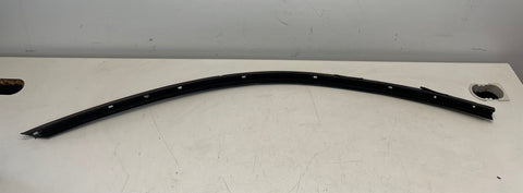 99-04 Ford Mustang Upper Weather Strip Retainer RH OEM #44