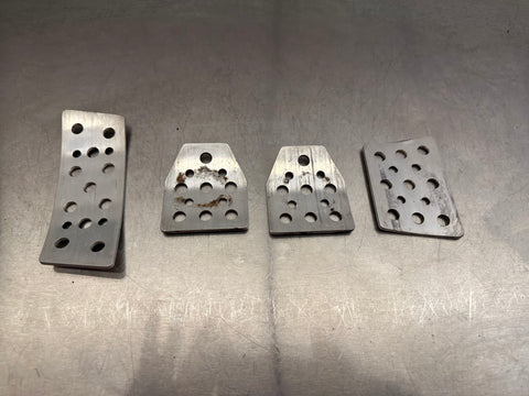 99-04 Mustang Aftermarket Pedal Aluminum Covers #61